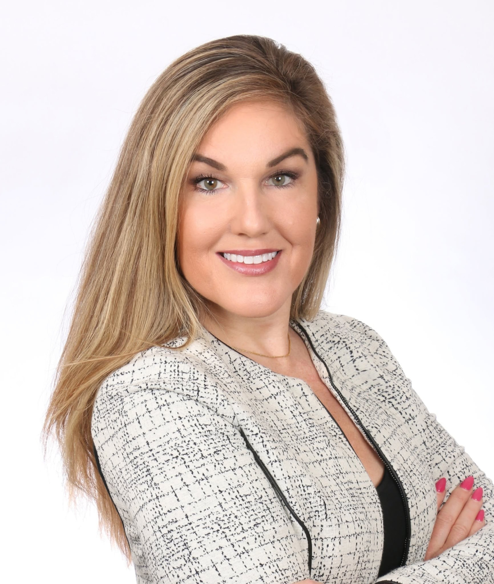 Alexandra Chism, Principal Broker and Founder of Loudoun Ridge Realty, professional portrait